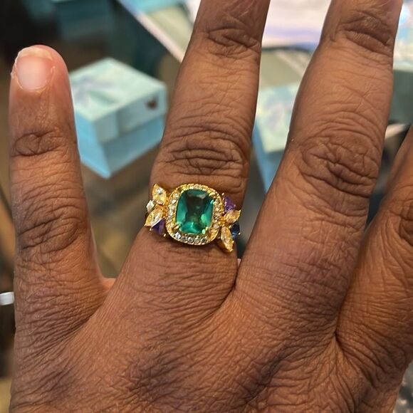 STUNNING 18KT YELLOW GOLD GREEN SAPPHIRE & TANZANITE ENGAGEMENT RING 6,8,9,10 - Picture 7 of 8